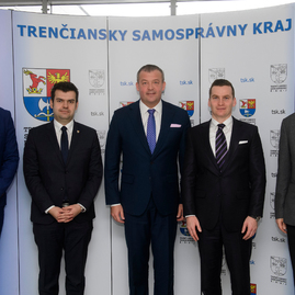 Trenčianska župa chce obstarávať kvalitnejšie a čerstvejšie potraviny, s procesmi jej pomôže samotný úrad pre verejné obstarávanie - 20180216_TSK_UVO_004