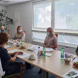 Zväčšiť fotografiu - Trenčianska župa členom združenia región biele karpaty - 15.31.09 (1)