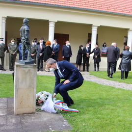 Zväčšiť fotografiu - Trenčianska župa nadviazala spoluprácu so samosprávami v podbradlianskom regióne - IMG_0287