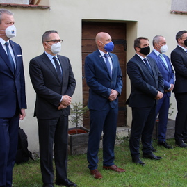Zväčšiť fotografiu - Trenčianska župa nadviazala spoluprácu so samosprávami v podbradlianskom regióne - IMG_0338