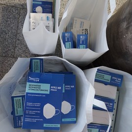 Zväčšiť fotografiu - Trenčianska župa opäť distribuovala ochranné pomôcky - 20210929_091803