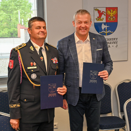 Zväčšiť fotografiu - Trenčianska župa posilňuje spoluprácu s dobrovoľnými ochrannými zložkami