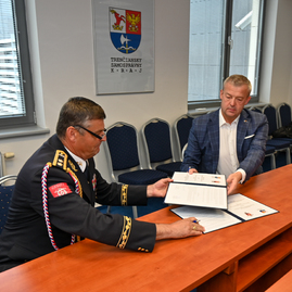 Zväčšiť fotografiu - Trenčianska župa posilňuje spoluprácu s dobrovoľnými ochrannými zložkami