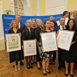 Zväčšiť fotografiu - Trenčianska župa získala ďalšie ocenenie - 20231109_181625