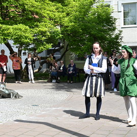 Zväčšiť fotografiu - Trenčianske teplice zahájili letnú kúpeľnú sezónu - DSC_7181