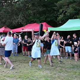 Zväčšiť fotografiu - Trenčiansky kraj podporil folklór, komunitný život aj dobrovoľných hasičov
