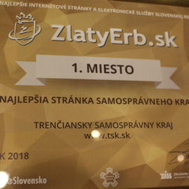 Trenčiansky samosprávny kraj má najlepšie webové sídlo, špeciálnu cenu si v rámci zlatého erbu prevzala i bojnická nemocnica - IMG_1868