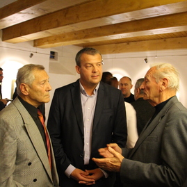 Trenčiansky župan osobne zagratuloval novým členom siene slávy trenčianskeho futbalu - IMG_9335