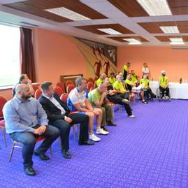 Trenčiansky župan prešiel jednu etapu športovo-charitatívneho podujatia s hendikepovanými cyklistami - DSC_0443_stitch