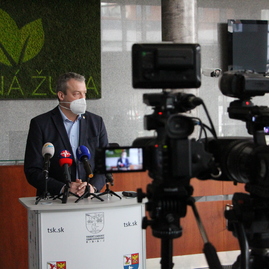 Zväčšiť fotografiu - Trenčiansky župan vyzýva obyvateľov na elektronické sčítanie - IMG_2989