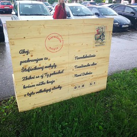 Trenčín región láka na návštevu kraja netradičnou pozvánkou - lavicka2