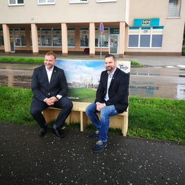 Trenčín región láka na návštevu kraja netradičnou pozvánkou - lavicka3