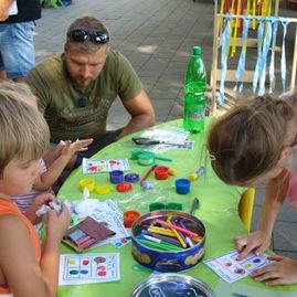 Tretí ročník pakr tsk je za nami! pozrite sa s nami na najzaujímavejšie projekty - obyvacka pod platanom2