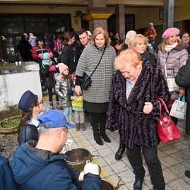 Zväčšiť fotografiu - Trojkráľová električka sa vrátila po 3 rokoch, a to s rekordnou návštevnosťou - Zmenšené trojkrálová 2023 (59)