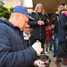 Zväčšiť fotografiu - Trojkráľová električka sa vrátila po 3 rokoch, a to s rekordnou návštevnosťou - Zmenšené trojkrálová 2023 (64)