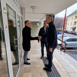 Zväčšiť fotografiu - Trojkráľovým výjazdom ukončil župan návštevy záchranných zložiek a cestárov v kraji - 20240106_113813