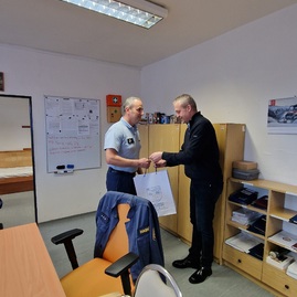 Zväčšiť fotografiu - Trojkráľovým výjazdom ukončil župan návštevy záchranných zložiek a cestárov v kraji - 20240106_125441