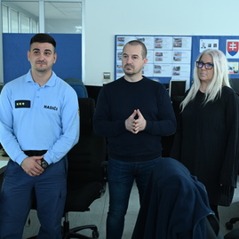 Zväčšiť fotografiu - Trojkráľovým výjazdom ukončil župan návštevy záchranných zložiek a cestárov v kraji - DSC_0887