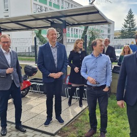Zväčšiť fotografiu - Univerzita alexandra dubčeka v trenčíne s prvenstvom v zdieľanej doprave - 20230417_100543