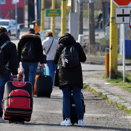 Zväčšiť fotografiu - Utečencom z ukrajiny župa poskytne ubytovanie, bezplatnú dopravu aj materiálnu pomoc - 9184177c-d8d3-4139-abcb-82b901dedddd