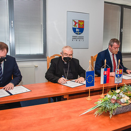 Zväčšiť fotografiu - Už o pár dní bude trenčín hostiť národné stretnutie mládeže t22 - TSK_Memorandum_T22_mini__10_