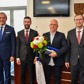 Zväčšiť fotografiu - Už piatym rokom hľadáme výnimočné osobnosti kraja! - 8