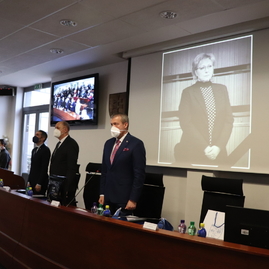 Zväčšiť fotografiu - V budúcom roku župa investuje najviac financií do modernizácie škôl a rekonštrukcie ciest - IMG_3946_zmensena
