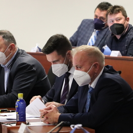 Zväčšiť fotografiu - V budúcom roku župa investuje najviac financií do modernizácie škôl a rekonštrukcie ciest - IMG_4003_zmensena