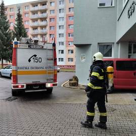 Zväčšiť fotografiu - V bystričane nacvičovali evakuáciu osôb - 6