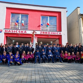 Zväčšiť fotografiu - V kolačíne slávnostne otvorili zrekonštruovanú hasičskú zbrojnicu - 20221008_103416