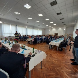 Zväčšiť fotografiu - V kolačíne slávnostne otvorili zrekonštruovanú hasičskú zbrojnicu - 20221008_121145