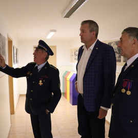 Zväčšiť fotografiu - V kolačíne slávnostne otvorili zrekonštruovanú hasičskú zbrojnicu - IMG_3829