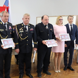 Zväčšiť fotografiu - V kolačíne slávnostne otvorili zrekonštruovanú hasičskú zbrojnicu - IMG_3888