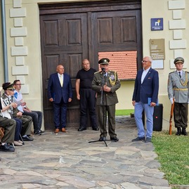 Zväčšiť fotografiu - V košariskách sme si pripomenuli narodenie najväčšieho slováka - 20230721_114410