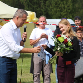 Zväčšiť fotografiu - V kšinnej a čelkovej lehote sa oslavovalo - IMG_0079