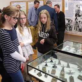 Zväčšiť fotografiu - V novom meste nad váhom vzdali hold historickým udalostiam i osobnostiam - IMG_7527