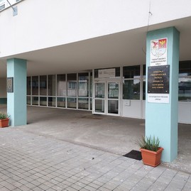 Zväčšiť fotografiu - V novomestskom okrese bude môcť verejnosť zahlasovať za 6 projektov - 20220425_075627