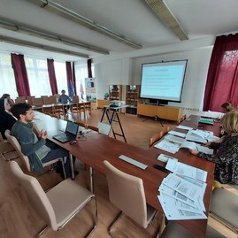 Zväčšiť fotografiu - V novomestskom okrese bude môcť verejnosť zahlasovať za 6 projektov - 20220425_084228