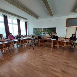 Zväčšiť fotografiu - V novomestskom okrese bude môcť verejnosť zahlasovať za 6 projektov - 20220425_090827