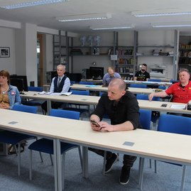 Zväčšiť fotografiu - V okrese púchov bojuje o hlasy verejnosti 18 projektov - IMG_0083
