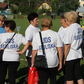 V poradí šiesta seniorská olympiáda v obci plevník-drienové sa tešila rekordnej účasti - IMG_1990
