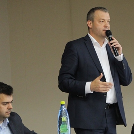 V poradí tretí metodický deň sa venoval témam verejného obstarávania  aj investičných akcií - IMG_2949