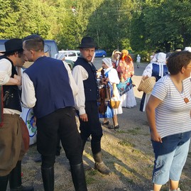 V priepasnom vítali hostí chlebom a soľou - 1