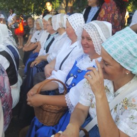 V priepasnom vítali hostí chlebom a soľou - 4
