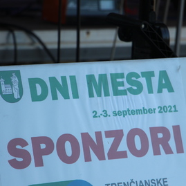 Zväčšiť fotografiu - V rámci dňa mesta ocenili ďalšie osobnosti - IMG_0018