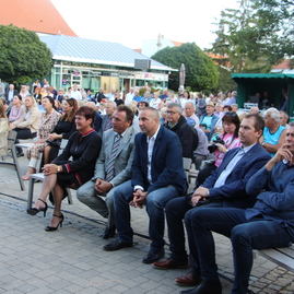 Zväčšiť fotografiu - V rámci dňa mesta ocenili ďalšie osobnosti - IMG_0105