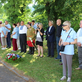 Zväčšiť fotografiu - V rodných košariskách spomínali na najväčšieho slováka - IMG_0074