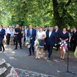 Zväčšiť fotografiu - V rodných košariskách spomínali na najväčšieho slováka - IMG_0096