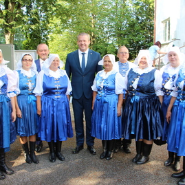 Zväčšiť fotografiu - V rodných košariskách spomínali na najväčšieho slováka - IMG_0151