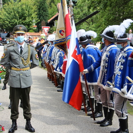 Zväčšiť fotografiu - V rodných košariskách spomínali na najväčšieho slováka - IMG_0222